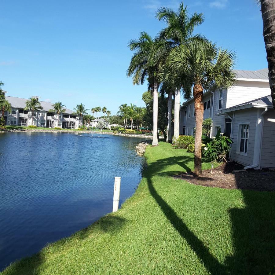 Vacation In Paradise Lely Resort Exteriör bild